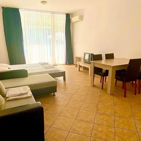 Apartment Grand Kamelia Sunny