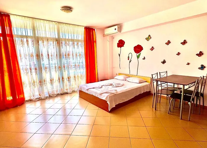 Grand Kamelia Sunny Apartman Napospart