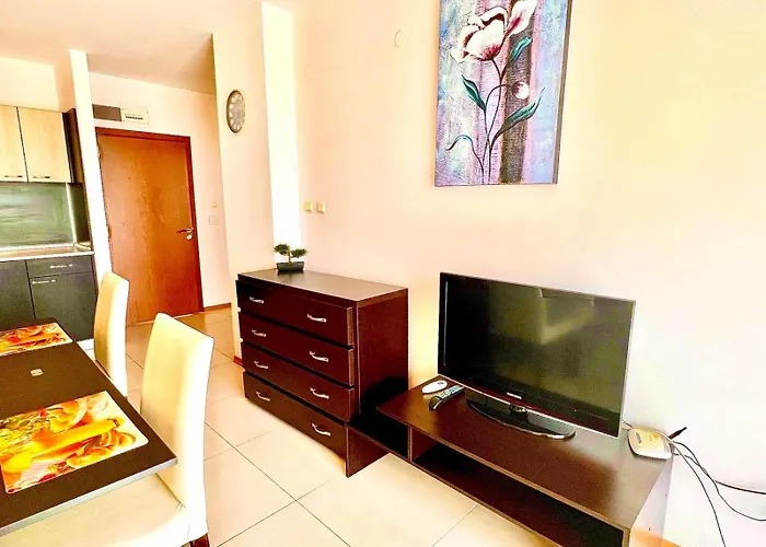 Grand Kamelia Sunny Napospart