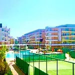 アパート Grand Kamelia Sunny サニービーチ